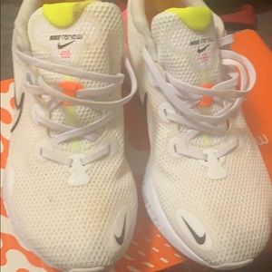 Nike renew shoes